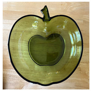 vintage green apple shaped salad bowl